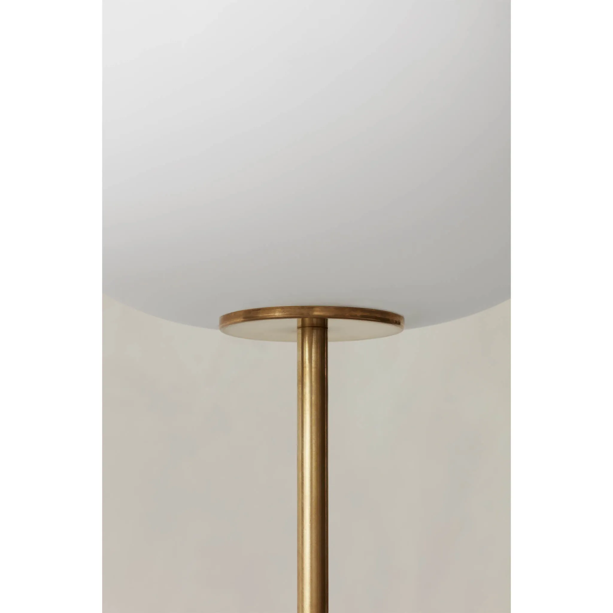 JWDA floor | travertine and brushed brass