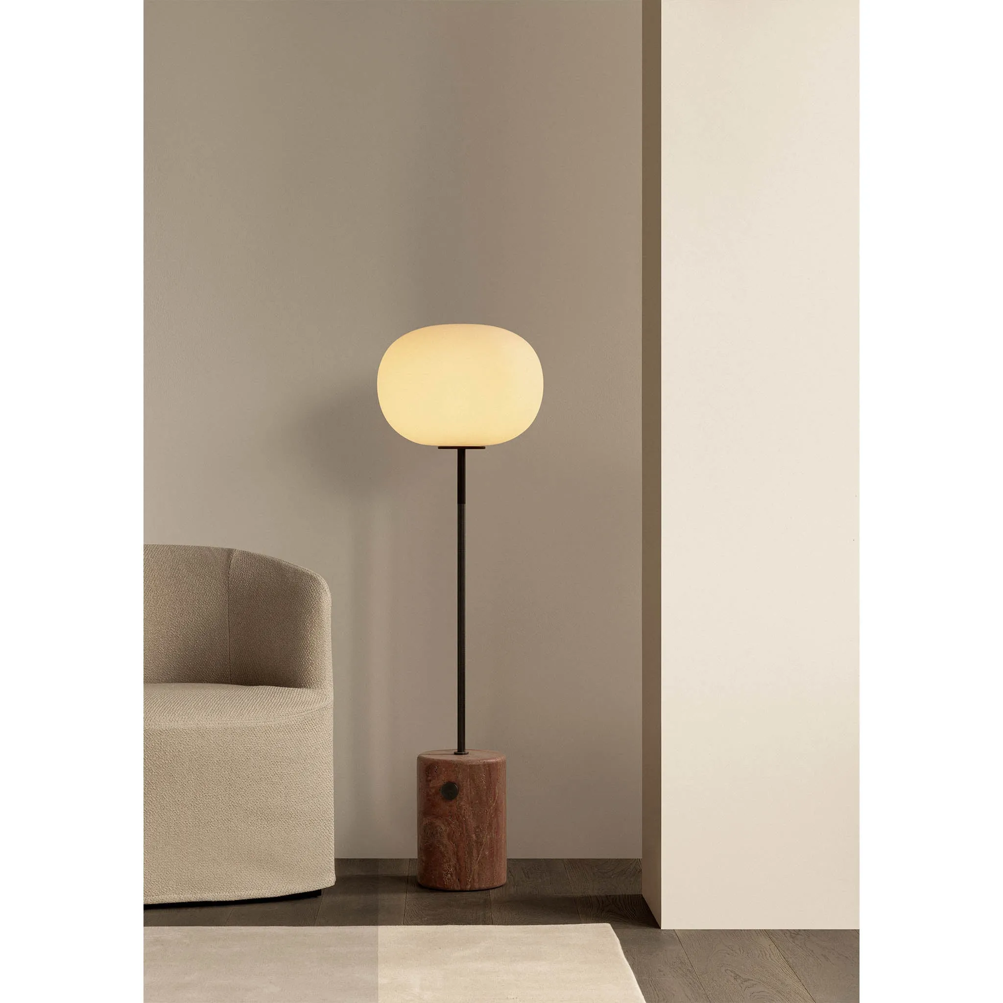 JWDA floor | travertine and brushed brass
