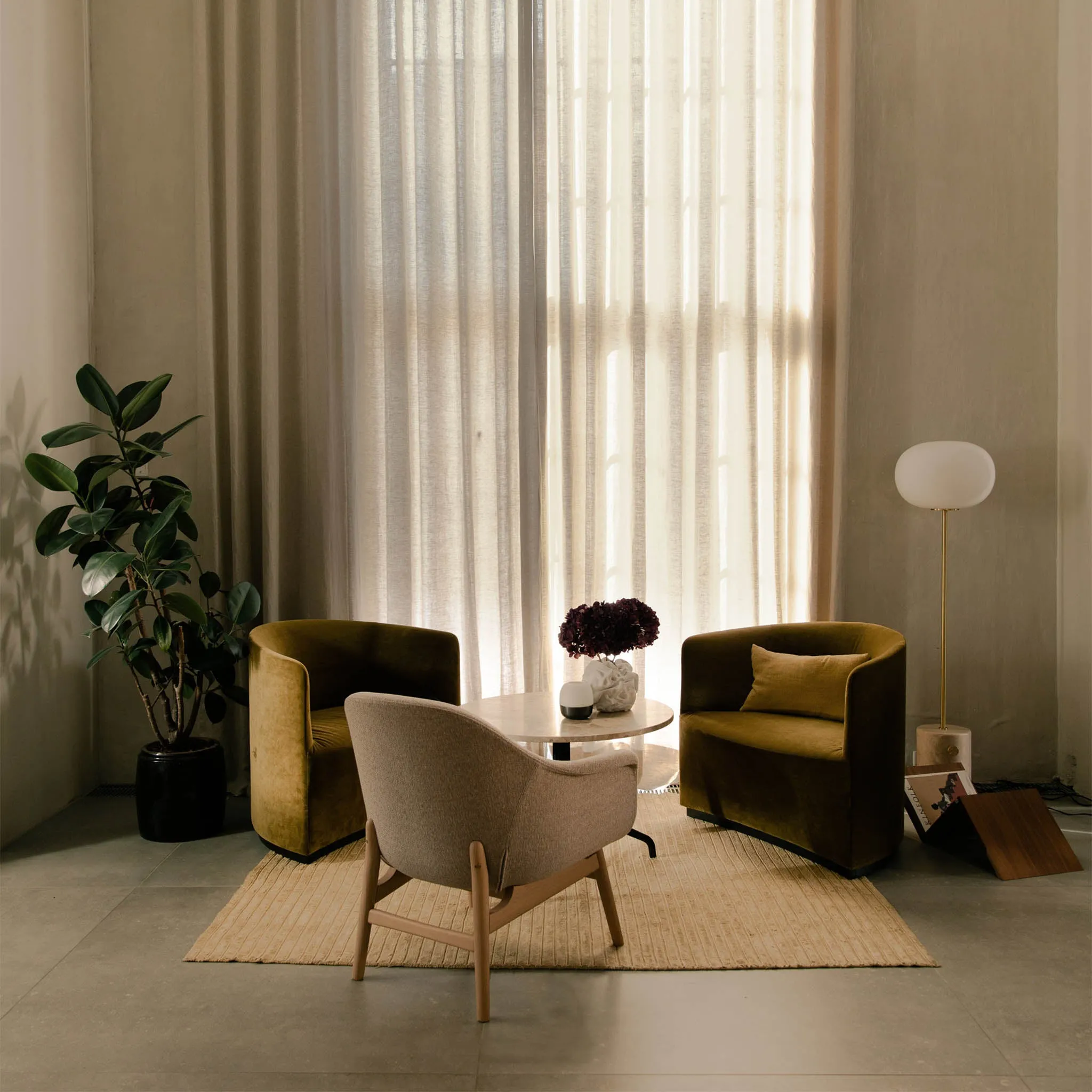 JWDA floor | travertine and brushed brass