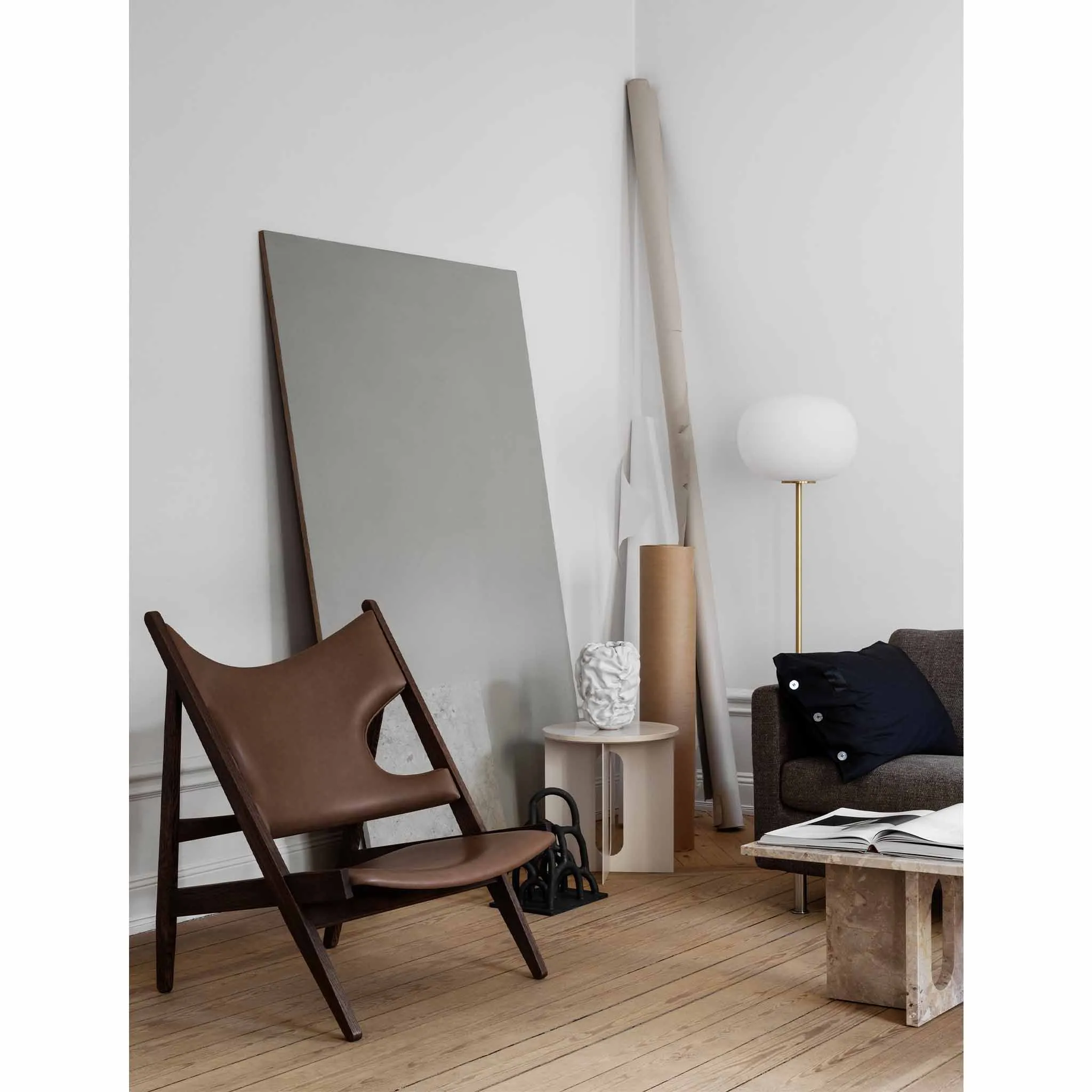 JWDA floor | travertine and brushed brass